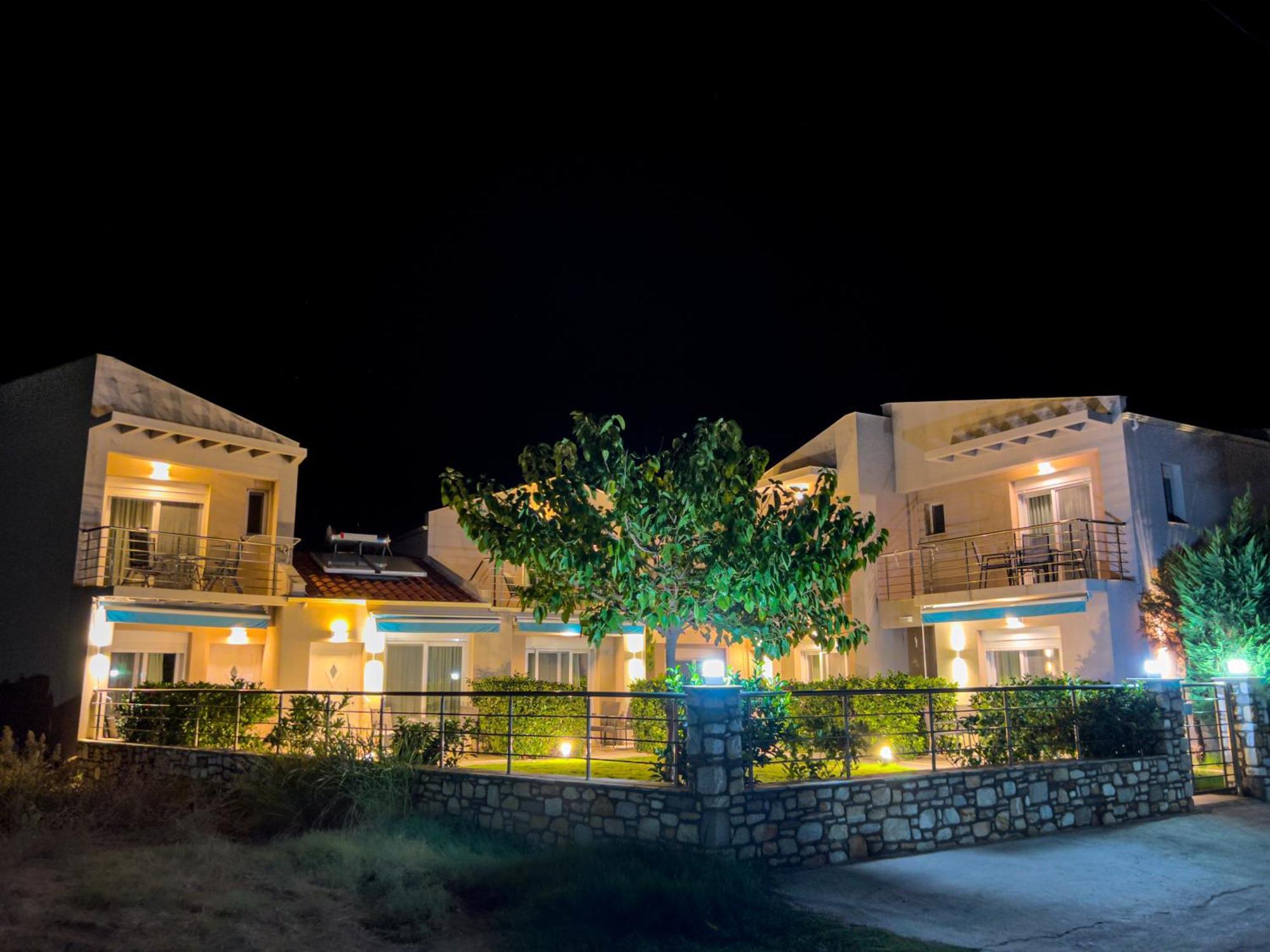 סקאלה סוטירוס Yalos Beach Maisonettes מראה חיצוני תמונה
