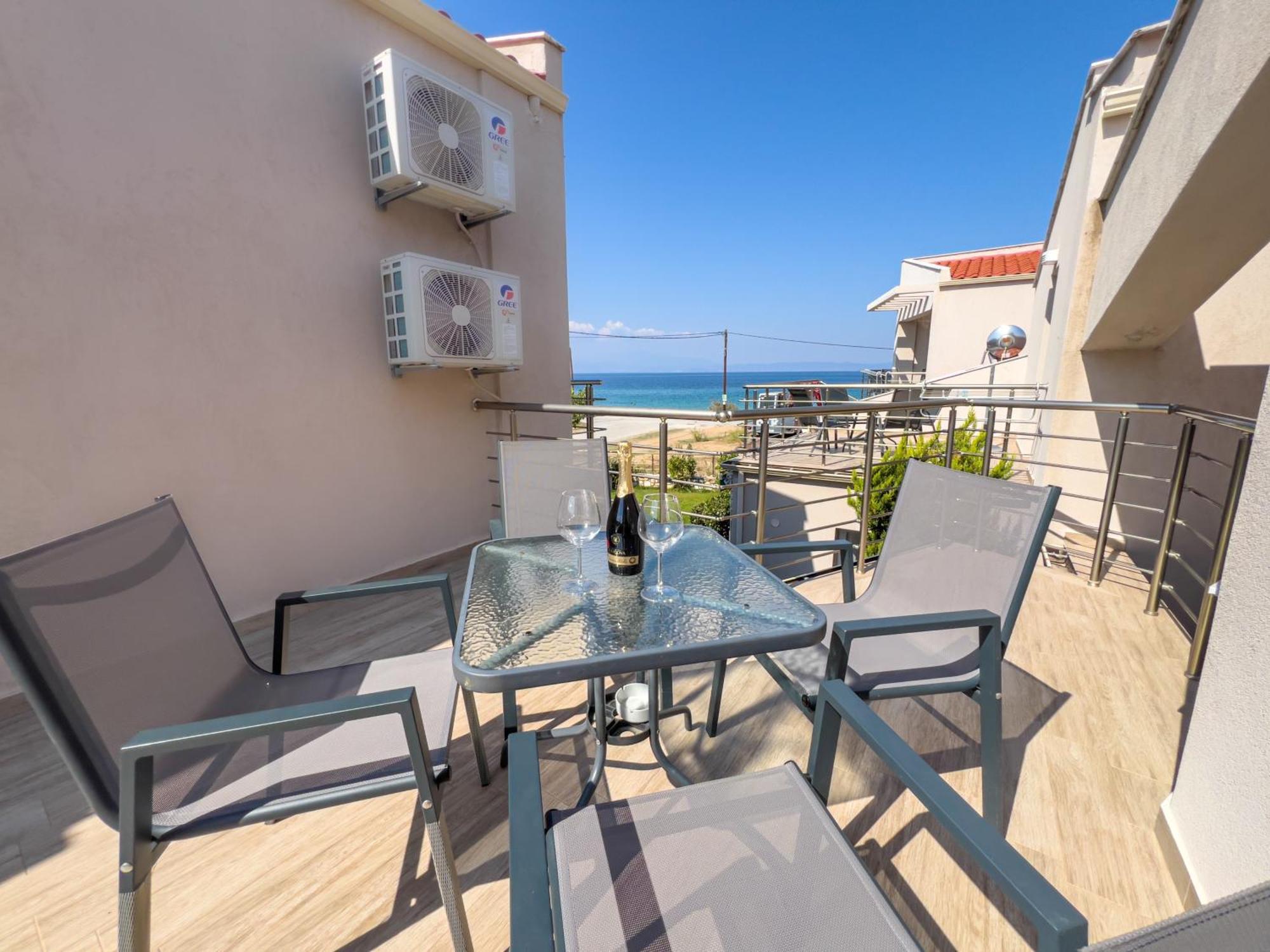 סקאלה סוטירוס Yalos Beach Maisonettes מראה חיצוני תמונה
