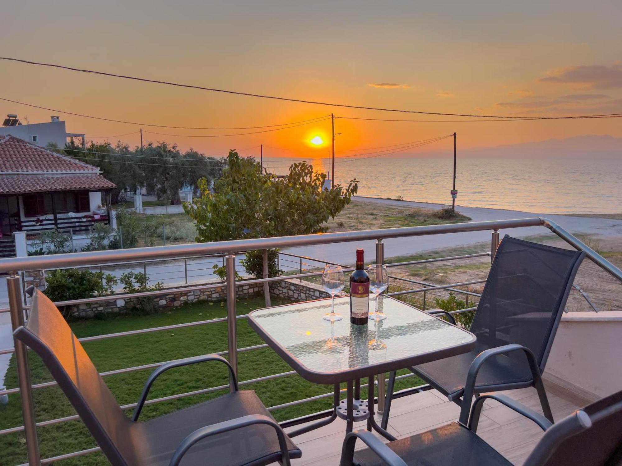 סקאלה סוטירוס Yalos Beach Maisonettes מראה חיצוני תמונה